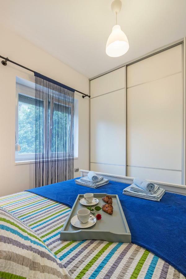 Apartment Danijela I プーラ エクステリア 写真